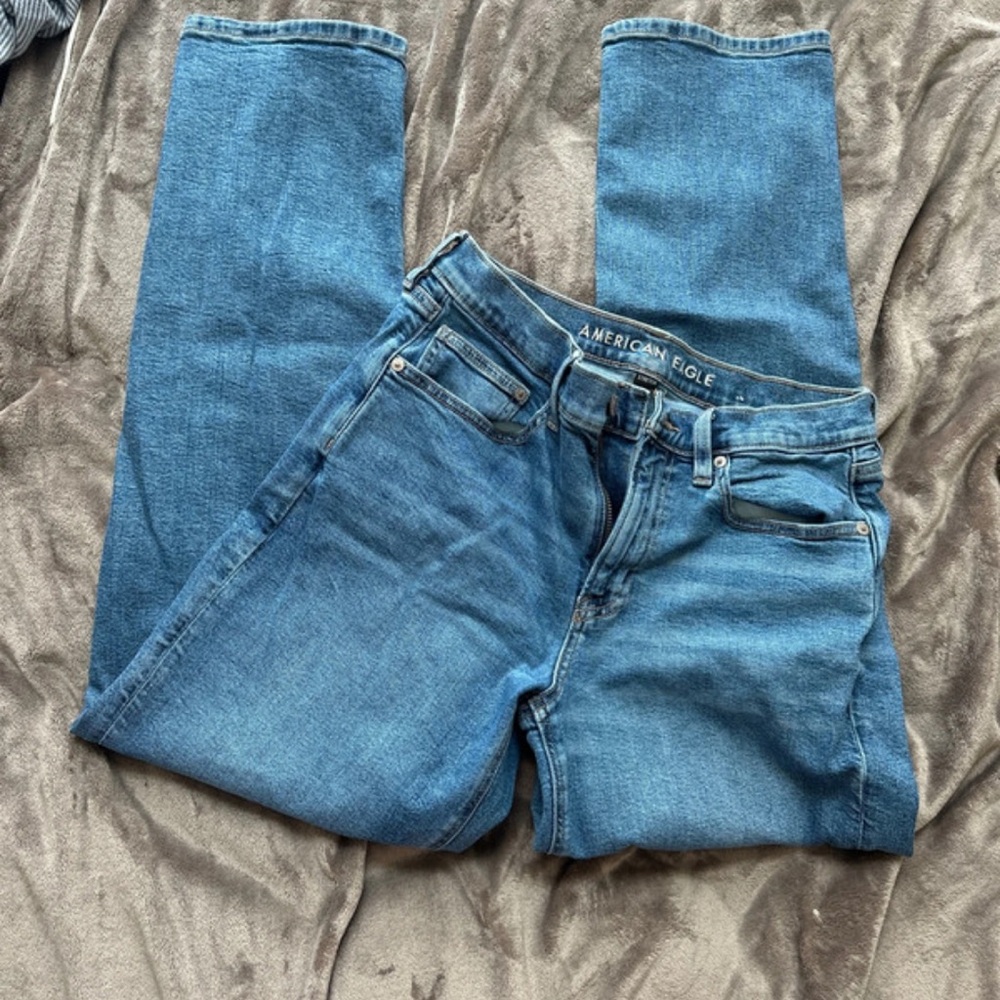 American Eagle Outfitters Women's Straight Leg Blue Jeans
